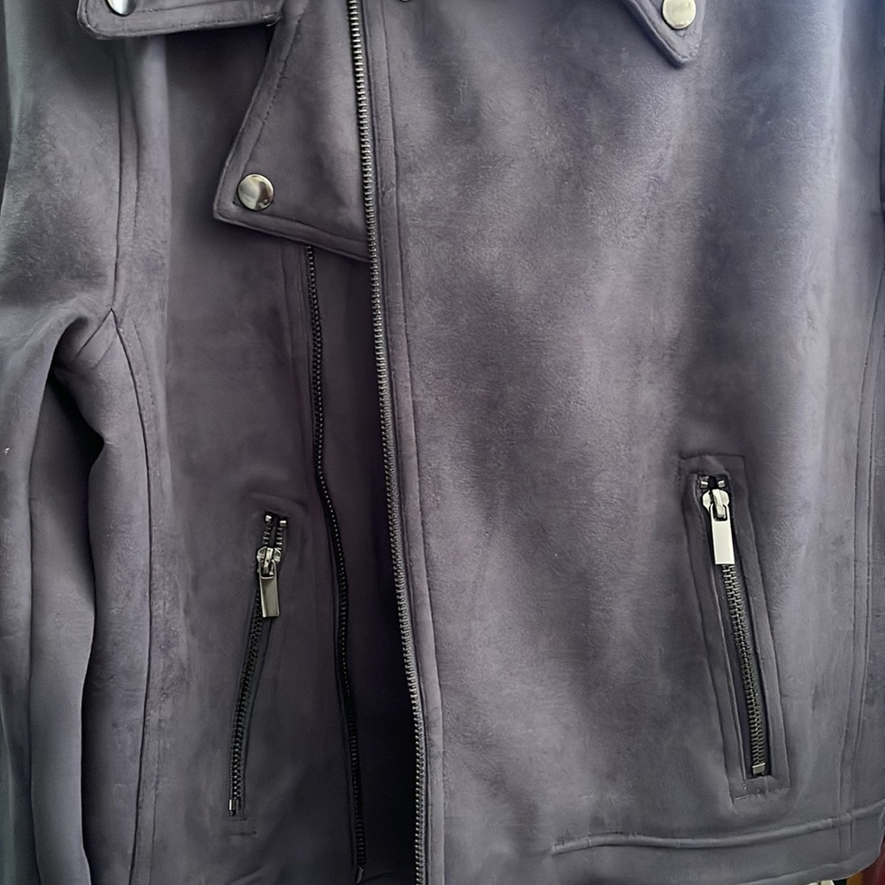 Jacket - Picture 3 of 4